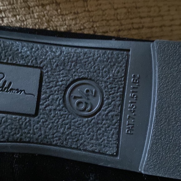 Black studded, Libby Edelman, velvet, ballet flat. Removable ribbon ankle strap. - Picture 7 of 7